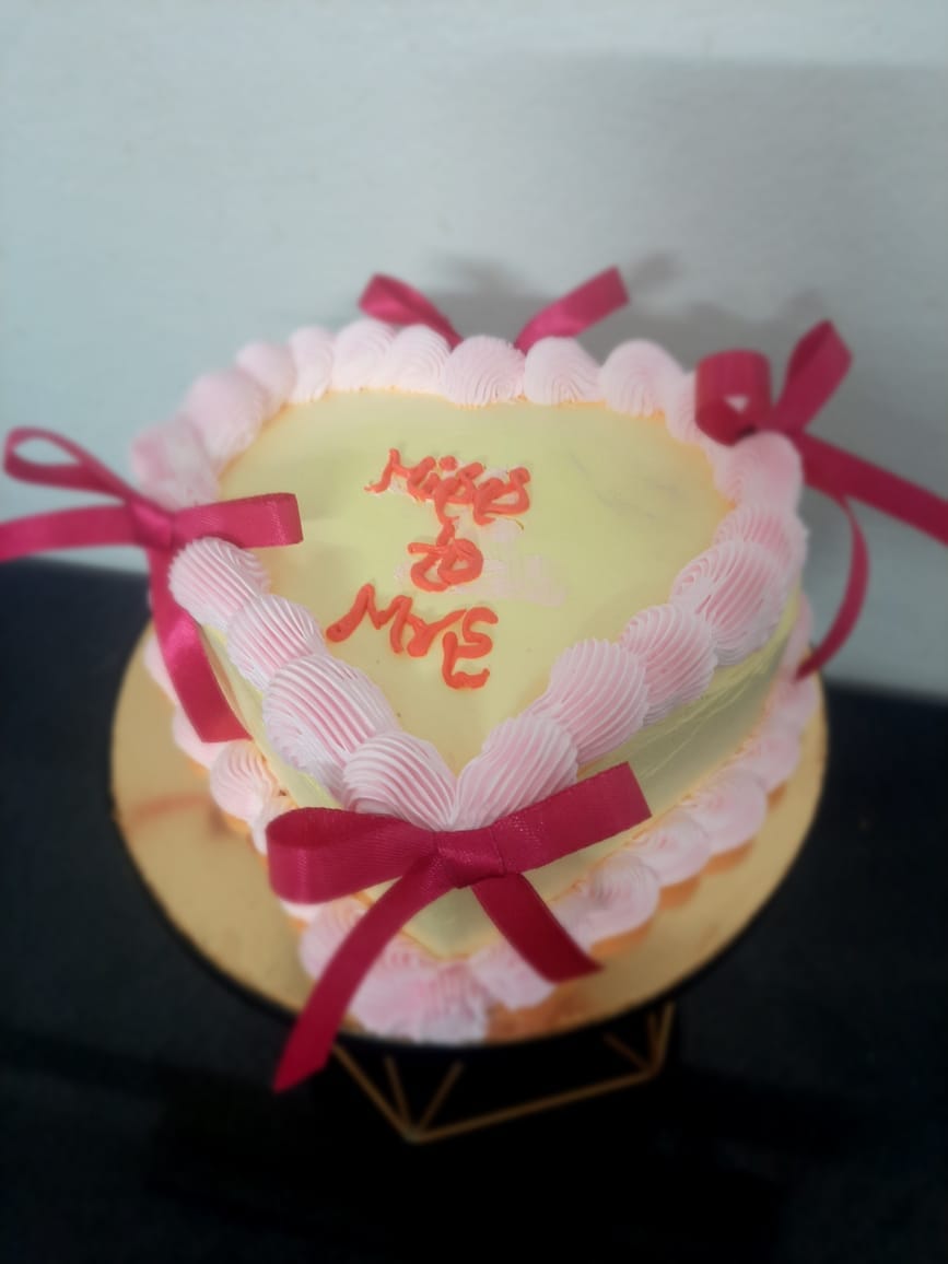 Cute bento cake for intimate celebrations and gifting in Hyderabad